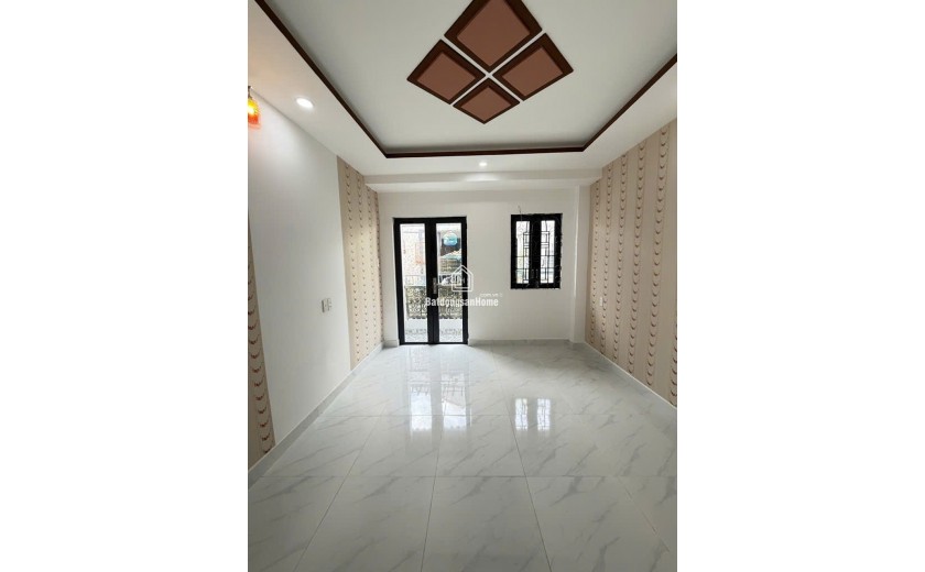 D2075 ⚡️ nhà Nguyễn Văn Nghi GV, SHR, Vuông, 3 tầng, 3.x tỷ